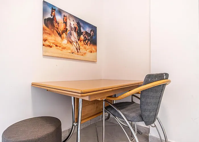 Apartment Budget Friendly Private With Garden *