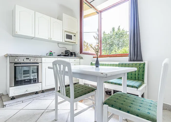 Apartment Budget Friendly Private With Garden Vienna