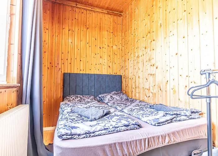 Budget Friendly Private With Garden