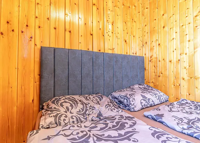Apartment Budget Friendly Private With Garden