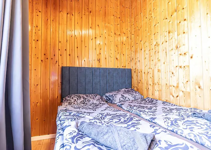 Apartment Budget Friendly Private With Garden