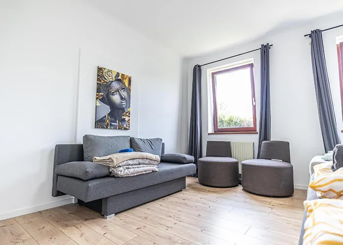 Apartment Budget Friendly Private With Garden
