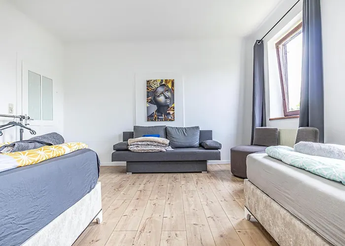 Budget Friendly Private With Garden Apartment Vienna