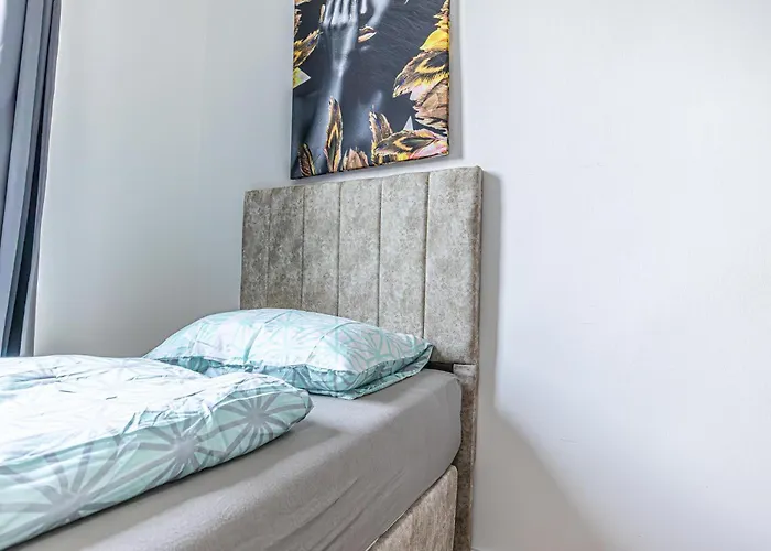 Budget Friendly Private With Garden