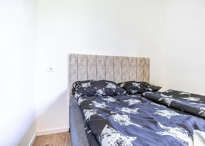 Budget Friendly Private With Garden