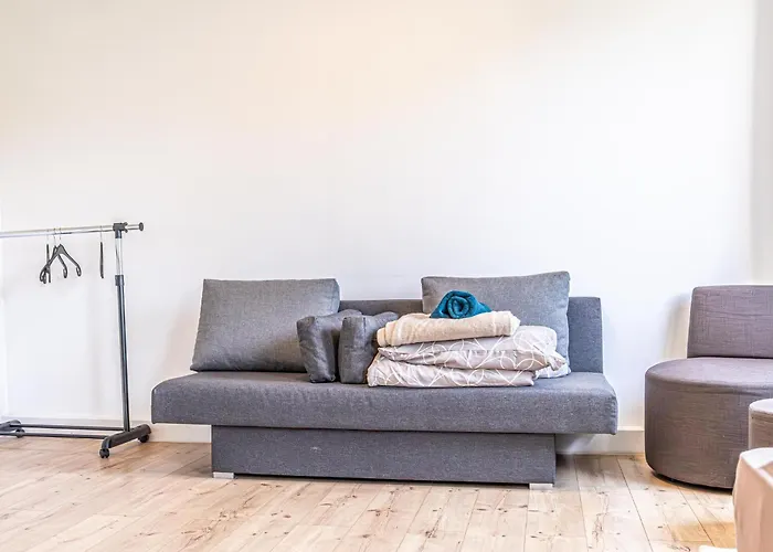 Budget Friendly Private With Garden Apartment Vienna